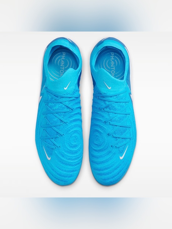Athletic_Shoes